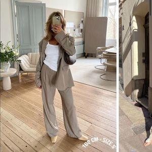 Djerf Avenue Favorite Pants Oat